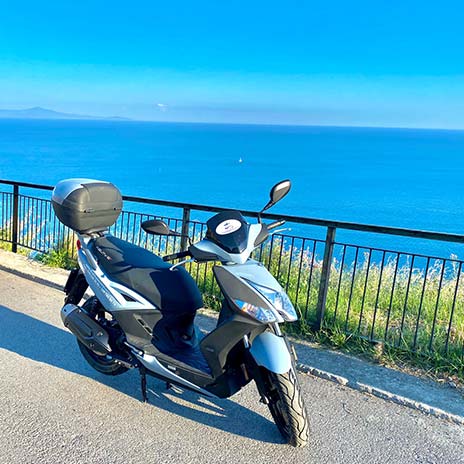 noleggia-amalfi-coast-rent-scooter-4